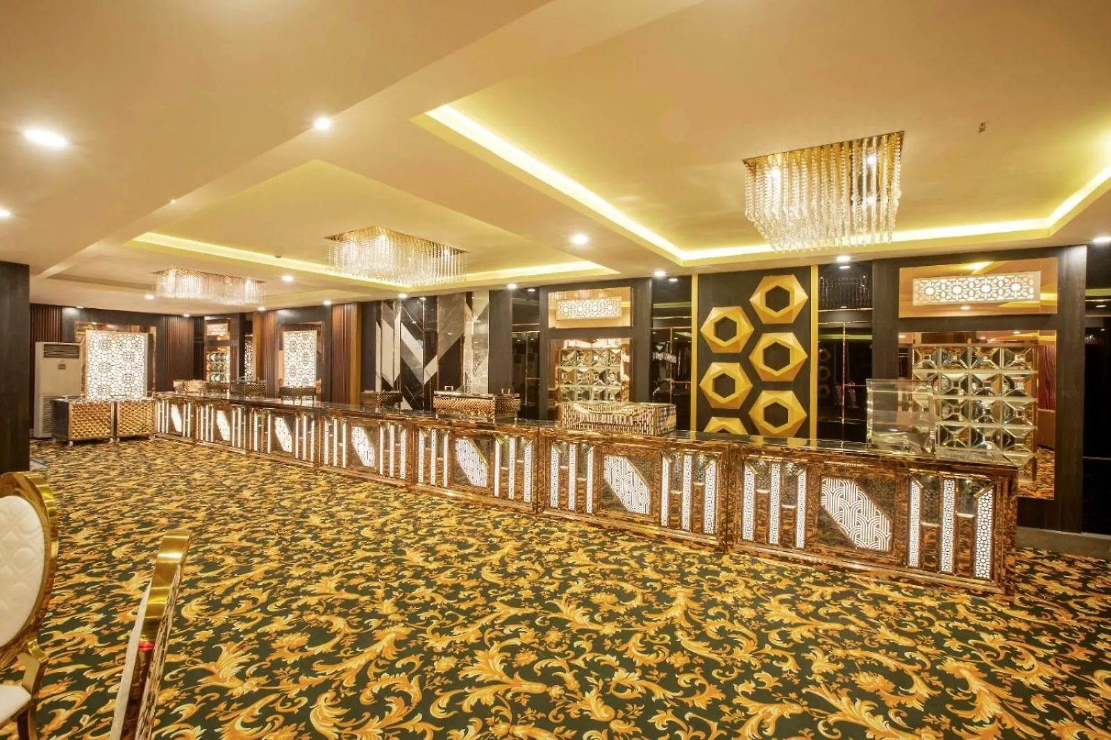 Hotel Rudraksh Plaza New Delhi 3*,