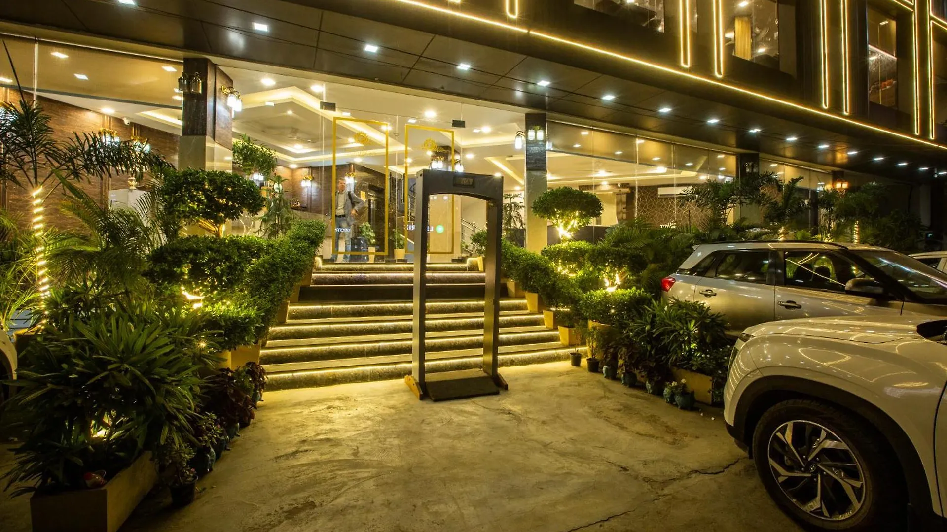 Hotel Rudraksh Plaza New Delhi